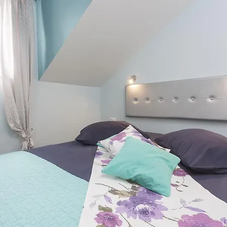 Apartment Luxury Marhella & Jakov