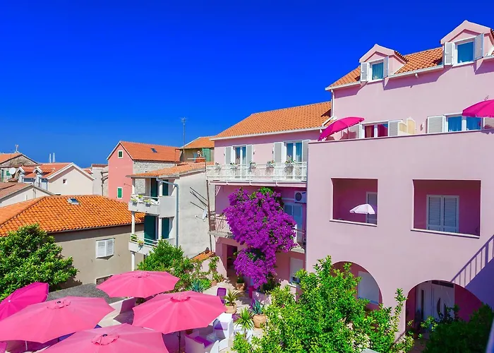 Luxury Marhella & Jakov Makarska